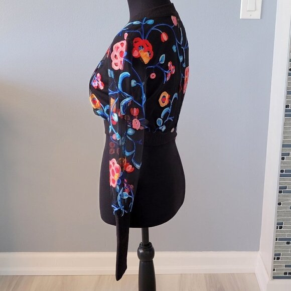 NEW COSMOPOLITAN x DRESS THE POPULATION MESH FLORAL BLACK LONG SLEEVE CROP TOP - Picture 3 of 15